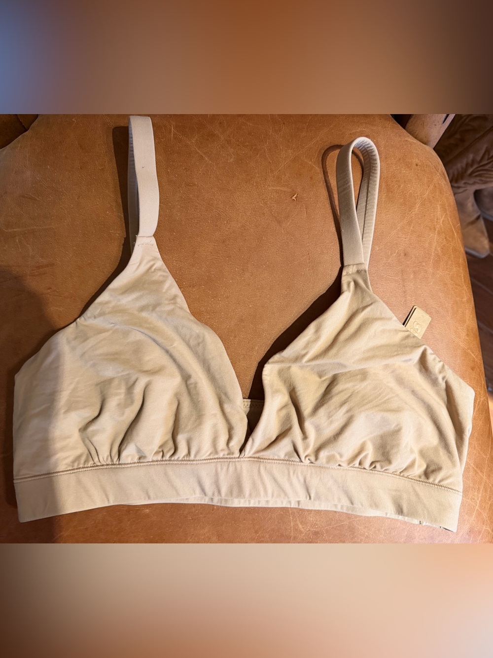 Skims bra new with tag